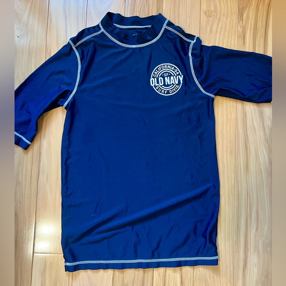Old navy boys xl (14/16) rash guard top